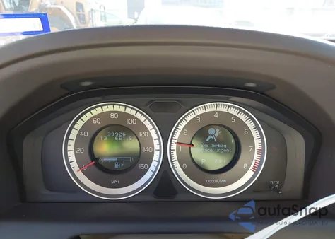 2012 Volvo Xc60 3.2/3.2 Platinum/3.2 Premier/3.2 Premier Plus z USA, uszkodzony, nr VIN YV4952DL7C2303064